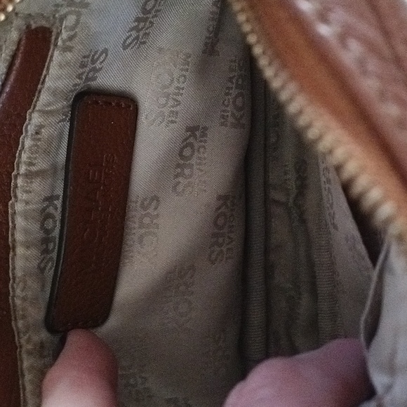 Michael Kors brown small crossbody chained bag❤️ - Picture 11 of 14